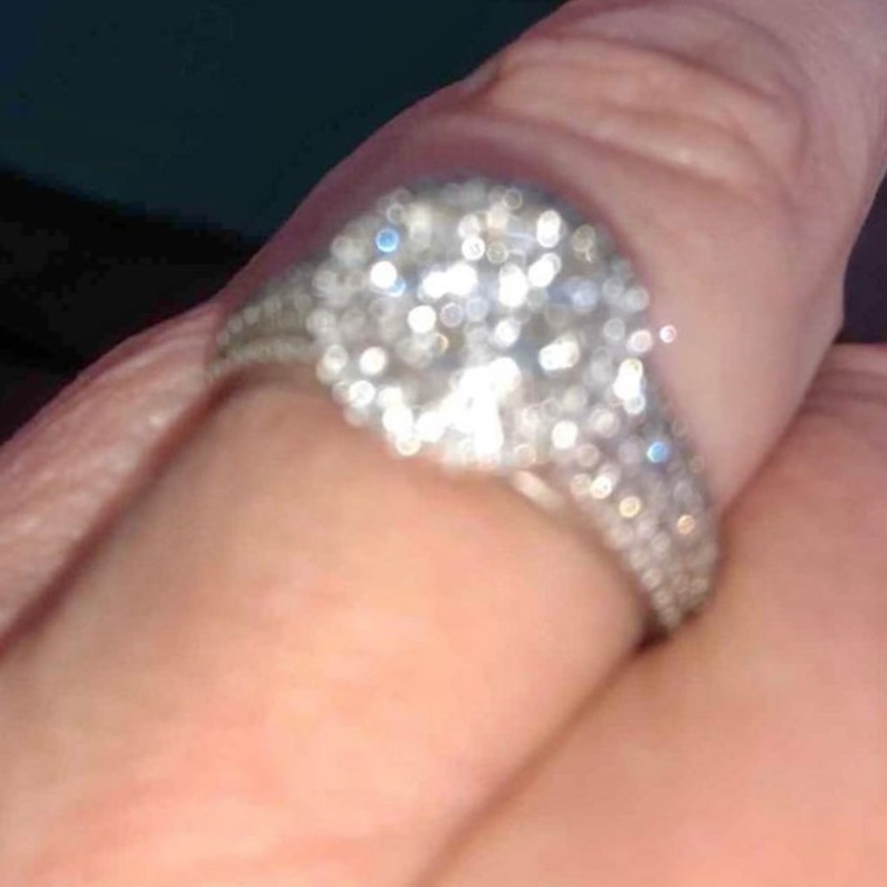 Michael Hill 10k diamond ring